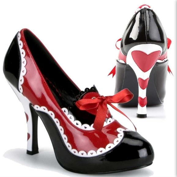 Funtasma Shoes - Queen of Hearts Heels 👠 Pumps ❤️